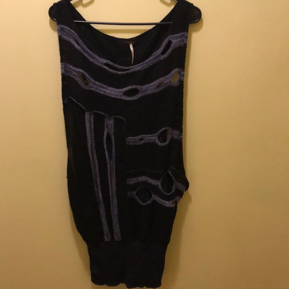 COPY - 🟣Free People Boho Distressed Sweater Tunic Sz. XS